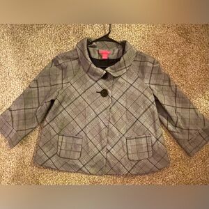 Sunny Leigh blazer/jacket; 2 button closure at top. size 10 
Beautiful jacket !